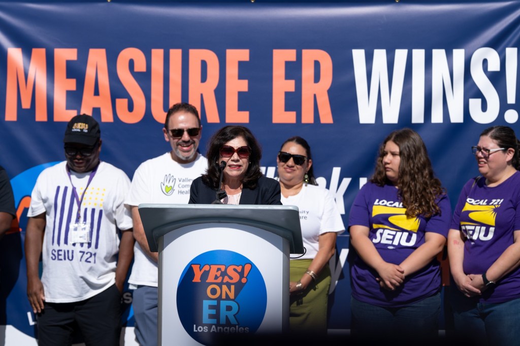 Measure ER supporters claim victory, celebrate with speeches, photo ops and banners – Daily Bulletin