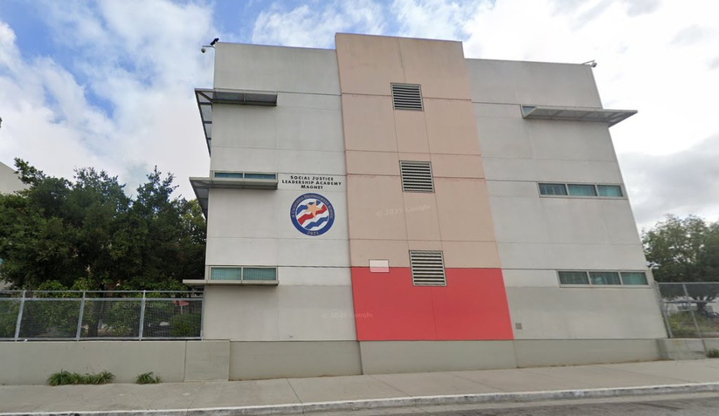 LAUSD failed to protect student from sexual abuse, expert alleges – Daily News