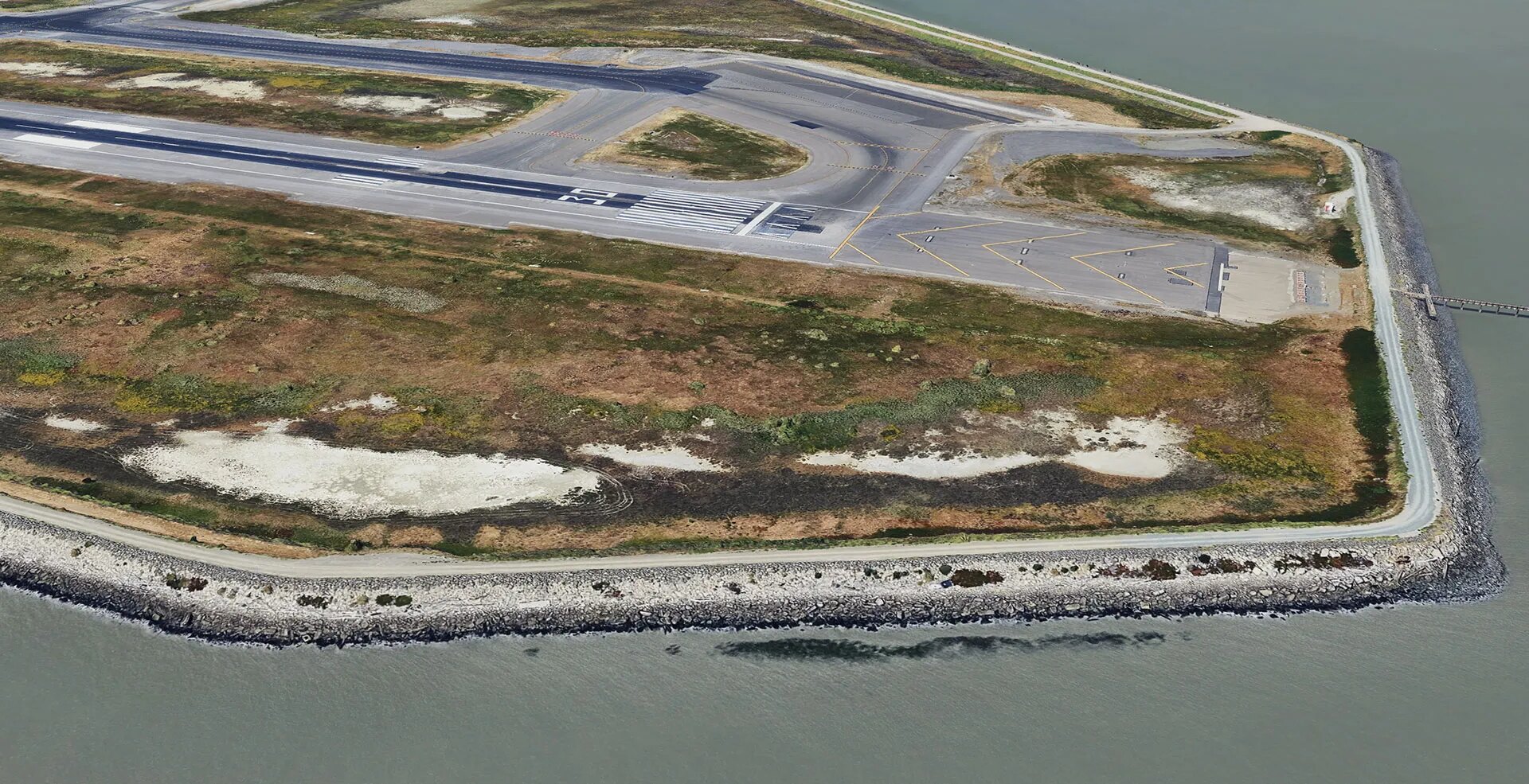 Oakland airport nears completion of $80M dike project to guard against sea level rise