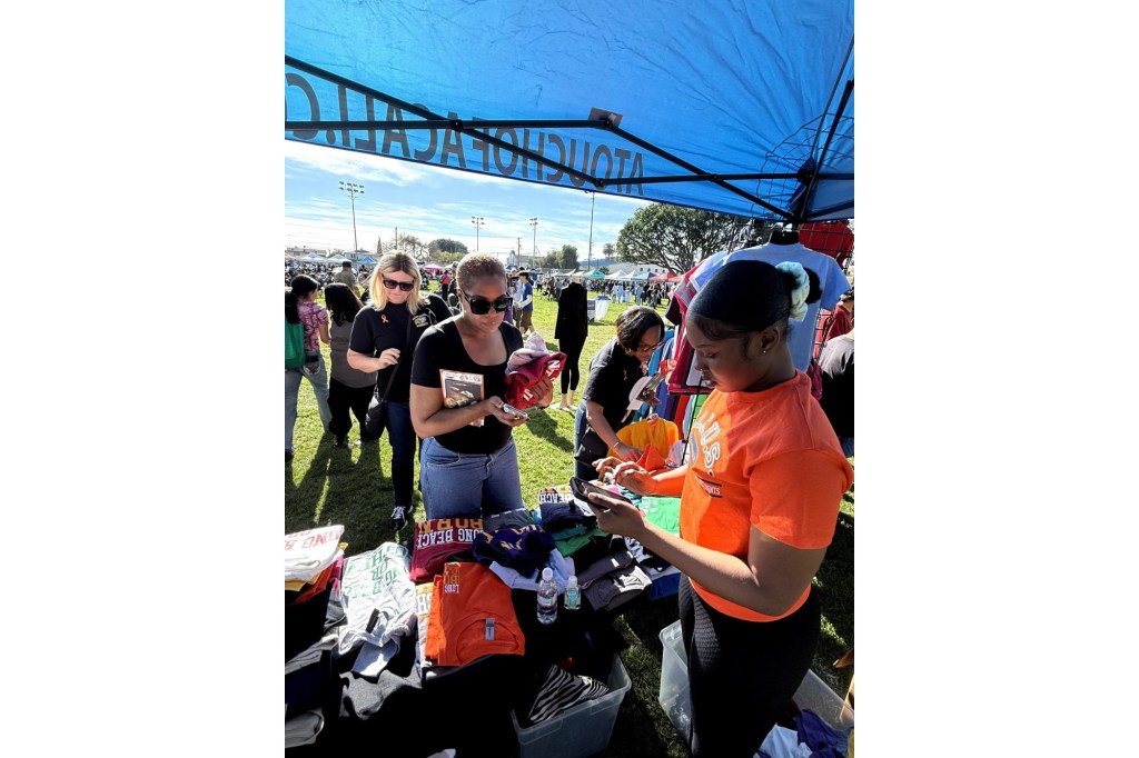 Long Beach celebrates Juneteenth at MLK Park, renames center after activist Dale E. Clinton – Press Telegram