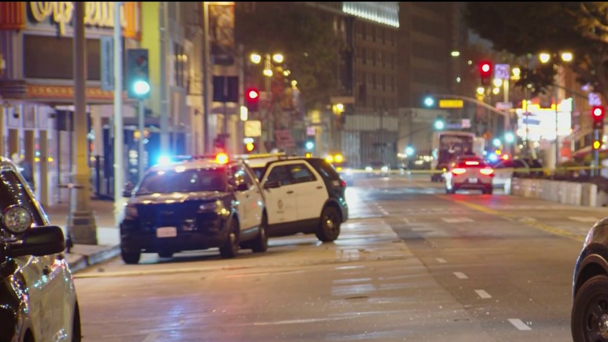 Man who tossed concrete, fire extinguisher from downtown roof arrested – NBC Los Angeles