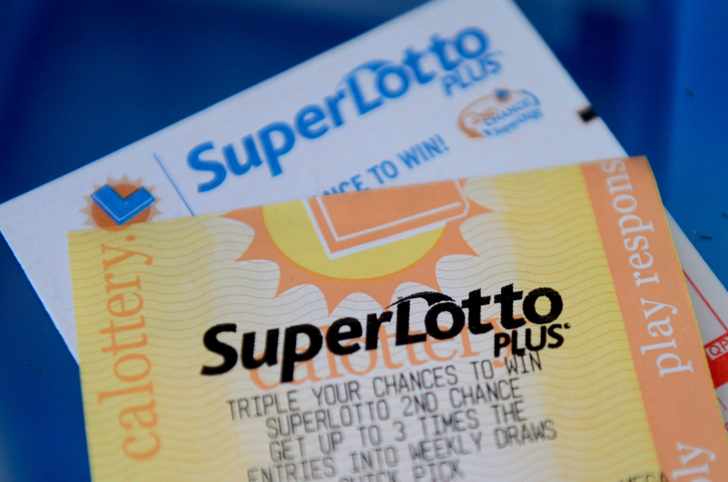 Top SuperLotto Plus tickets sold in La Mirada and Oakland | 2 Urban Girls
