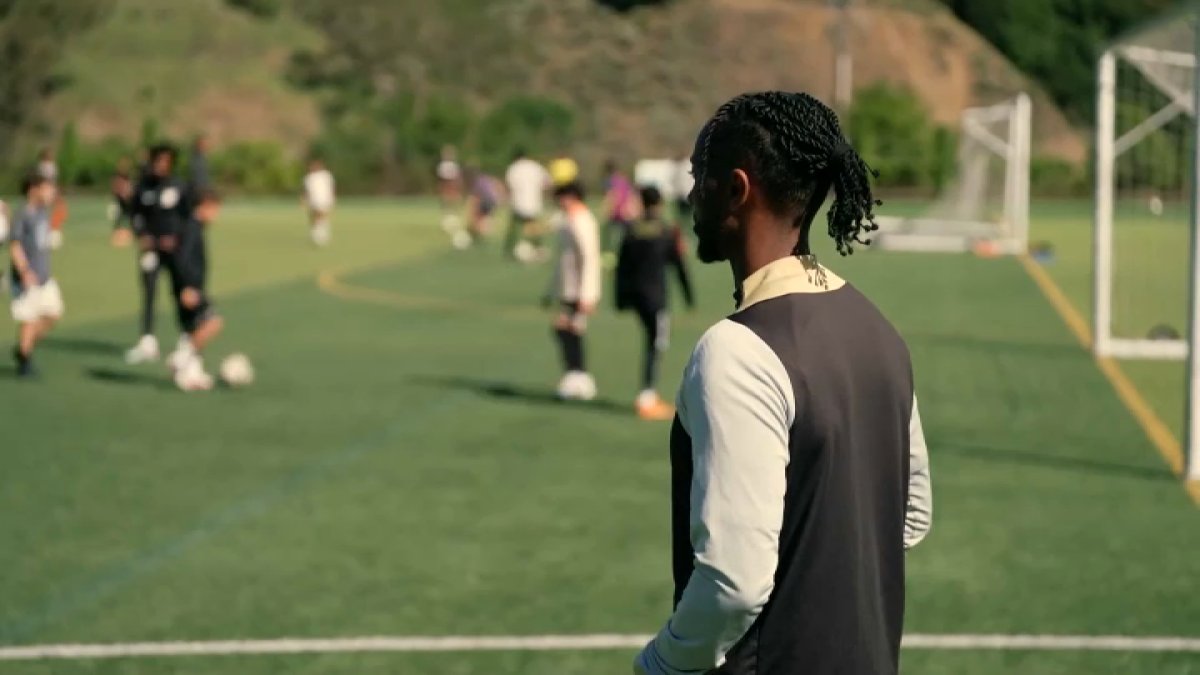 Oakland man’s soccer academy builds the next generation of players – NBC Bay Area