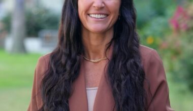 ‘A voice for all of her students’: Point Loma High’s Noel Pomerleau is district High School Teacher of the Year – San Diego Union-Tribune