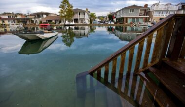 King tides this weekend add flooding worry as big waves continue – Orange County Register