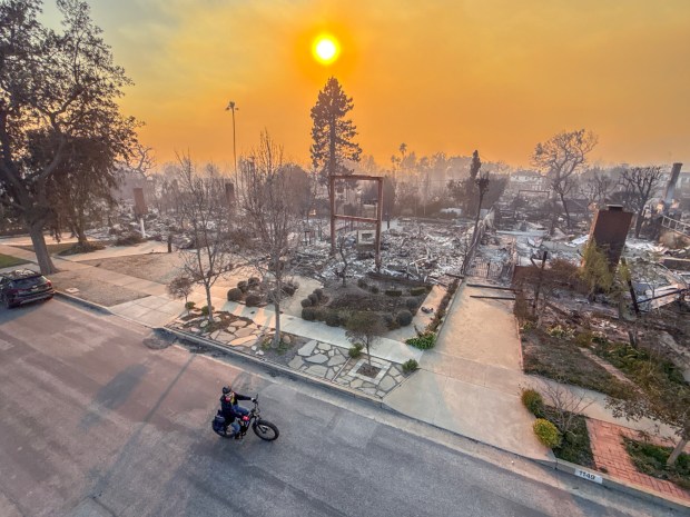 Rows of destroyed homes can be seen during the Palisades fire in the Alphabet Streets neighborhood of Pacific Palisades, on Jan. 9, 2025.(Photo by Jeff Gritchen, Orange County Register/SCNG)