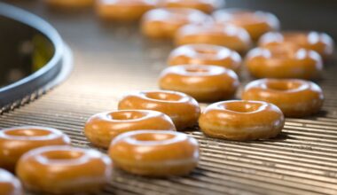 National Donut Day is Friday. Here’s where to get a free one. – San Diego Union-Tribune