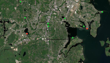 [CREDIT: RIDOH] The RI Department of Health and DEM have shut Oakland Beach (red point, right) and Briar Point Beach (red point, left) to swimmers due to high bacteria counts