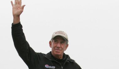 Ned Jarrett, NASCAR Hall of Famer and broadcaster, dies at 93