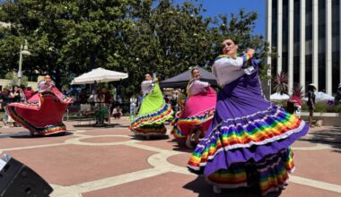 Hundreds turn out for Palo Alto’s first Pride event