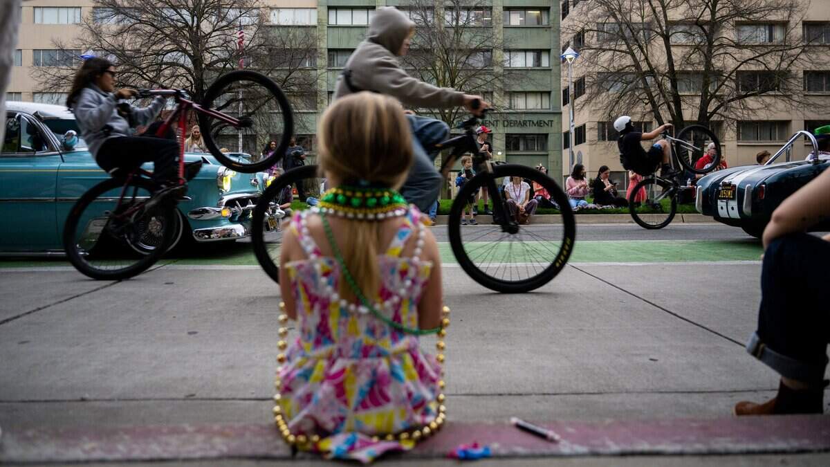 Sacramento agency plans to ease freeway traffic with bikes