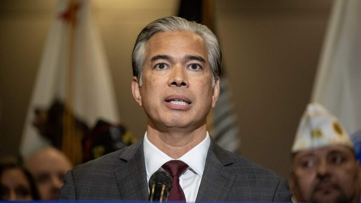 California sues EPA over emissions policy rollback