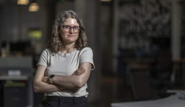 New Bee food and service journalist expands dining and drink team