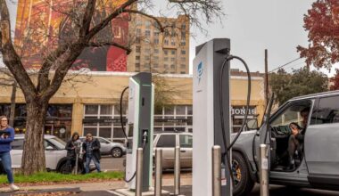 Rivian to open new sales location on Northgate Boulevard