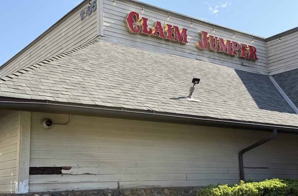 One of Southern California’s last Claim Jumper steakhouses has closed – San Bernardino Sun
