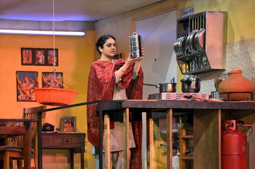 Review: 'The Lunchbox' world premiere is a poignant pleasure at Berkeley Rep