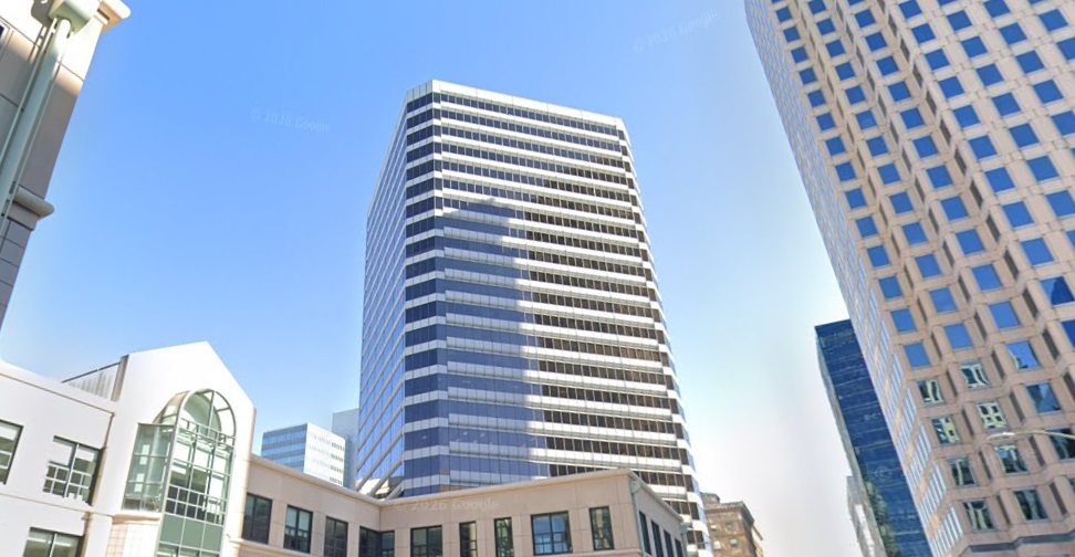 Landmark Oakland office tower is foreclosed as market weakness widens