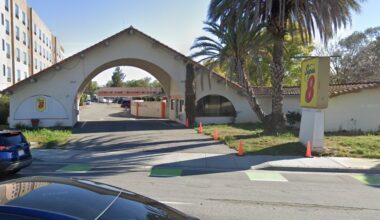 Busy real estate investment group scoops up another South Bay hotel