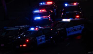 San Jose police briefly close Highway 101 while arresting armed suspect