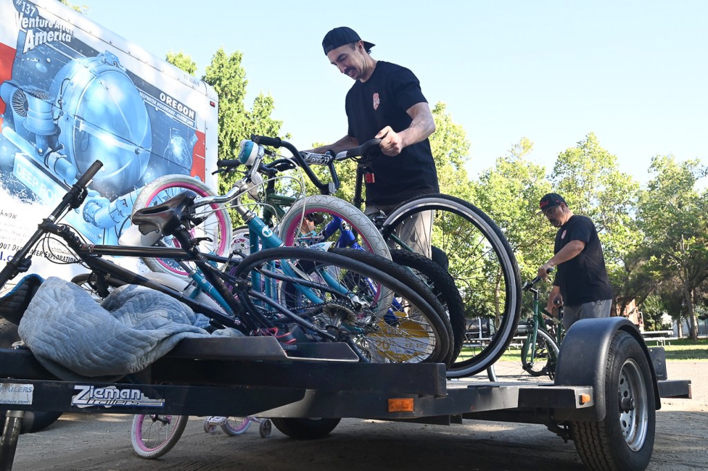 Bikes, toys and glasses for farmworker families; tacos and music for donors – The Mercury News