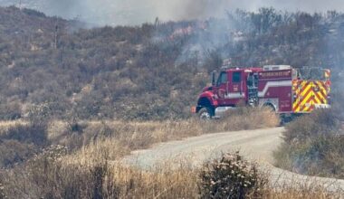 600 firefighters, aided by helicopters and air tankers, battle fire south of Dulzura – San Diego Union-Tribune