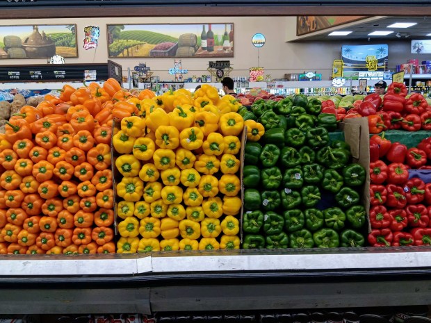 Bell peppers. (Julio Estrada)