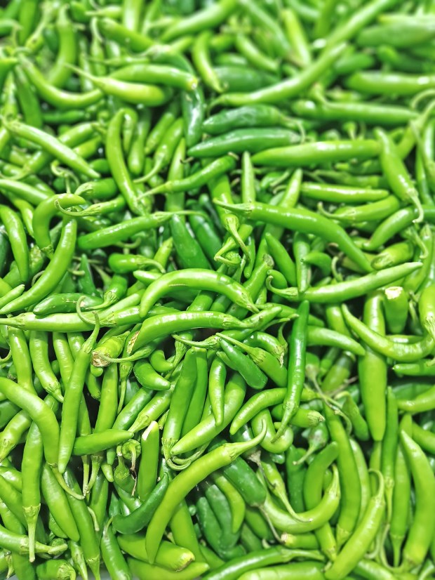 Serrano peppers. (Julio Estrada)