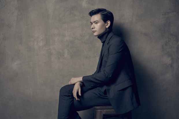 Acclaimed violinist Stefan Jackiw will perform June 26 with the San Diego Symphony at the Rady Shell at Jacobs Park. (Sangwook Lee)