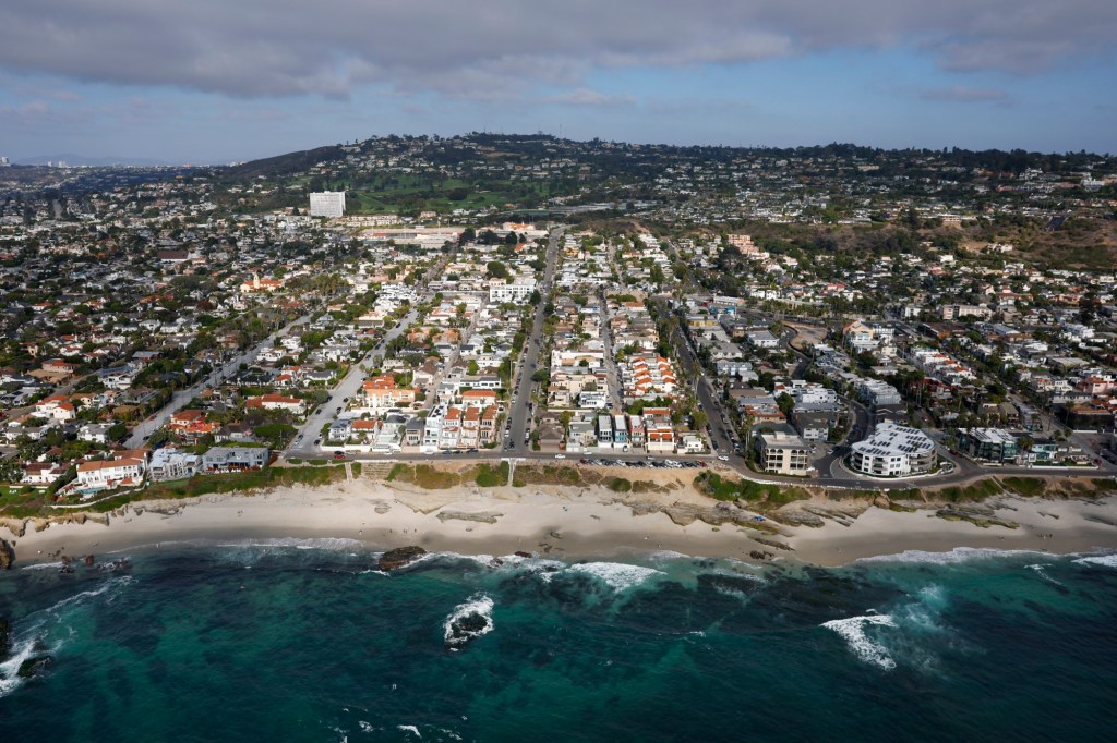 Overnight parking closure is reduced at La Jolla’s Windansea Beach – San Diego Union-Tribune