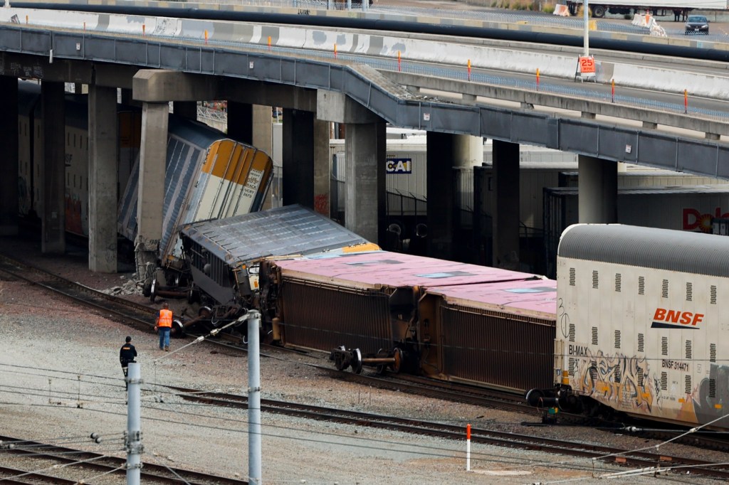 BNSF: $10,000 reward in San Diego train derailment