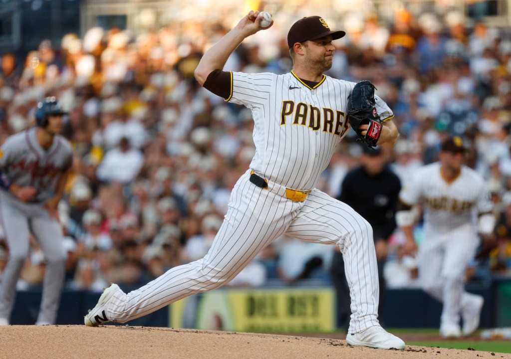 Michael King gets back on track, Manny Machado homers as Padres sneak past Braves