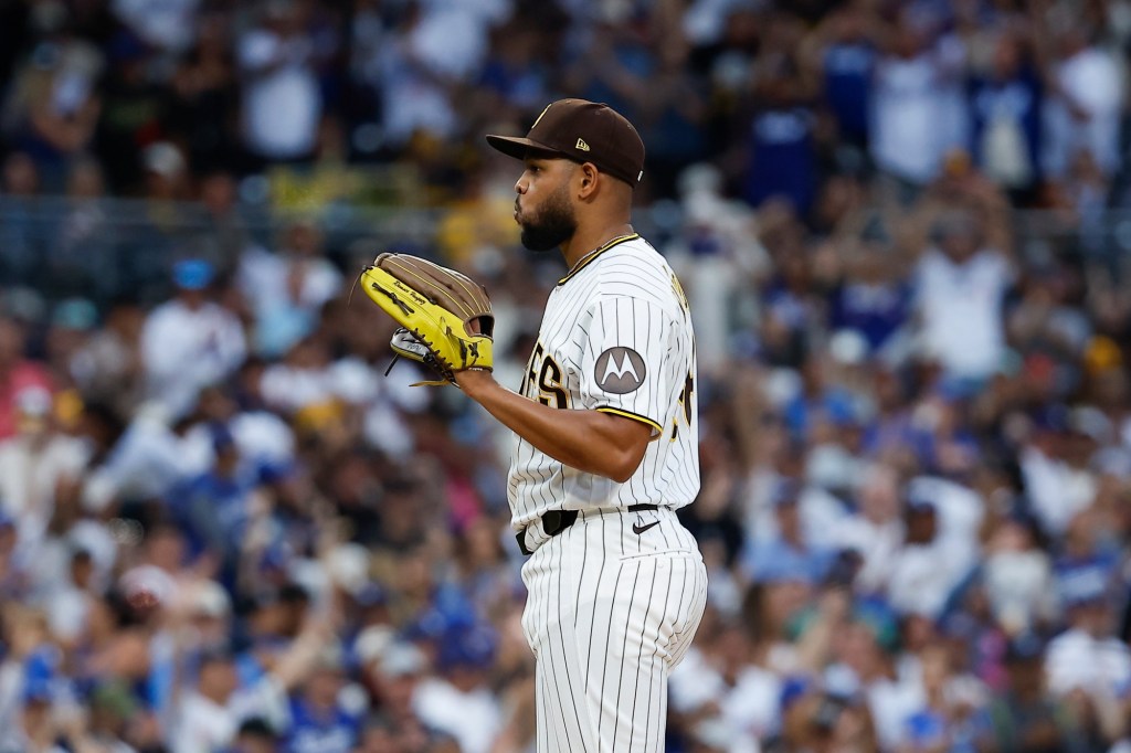 Padres Daily: Trouble navigating the rotation's struggles