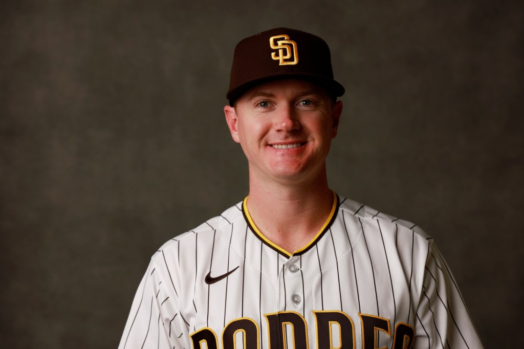 Padres pregame: Blake Hunt gets first MLB start, MacKenzie Gore bumped up to start for Rangers