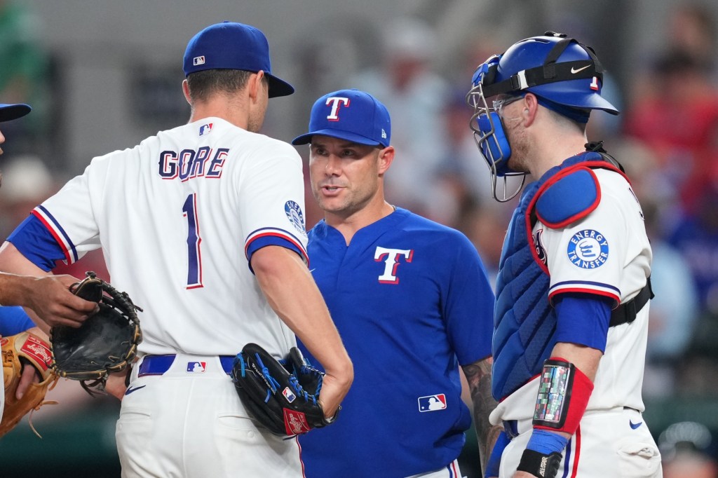 Padres on deck: Finishing long road trip in Texas