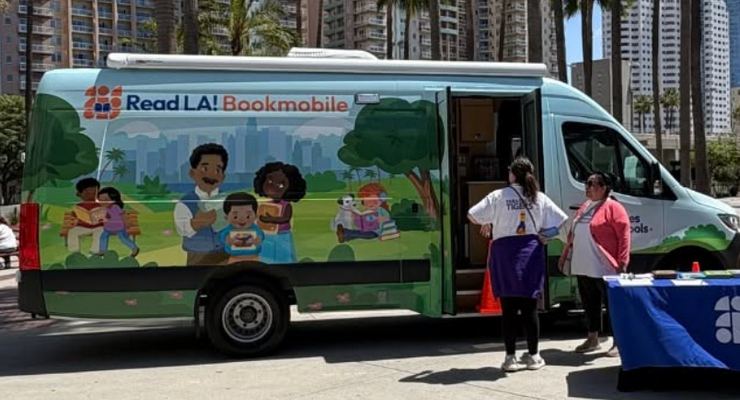 Read LA! Bookmobile Rolls Out With Pasadena Kickoff – Pasadena Now