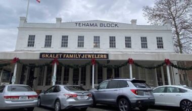 Women-owned business K&S Jewelers opens in Old Sacramento