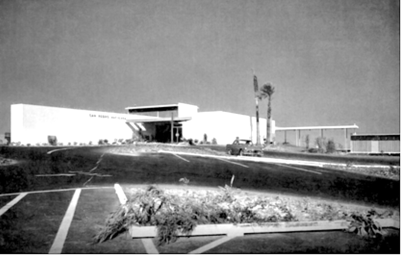 The Hacienda Hotel in San Pedro in 1955. (ResearchGate website,...