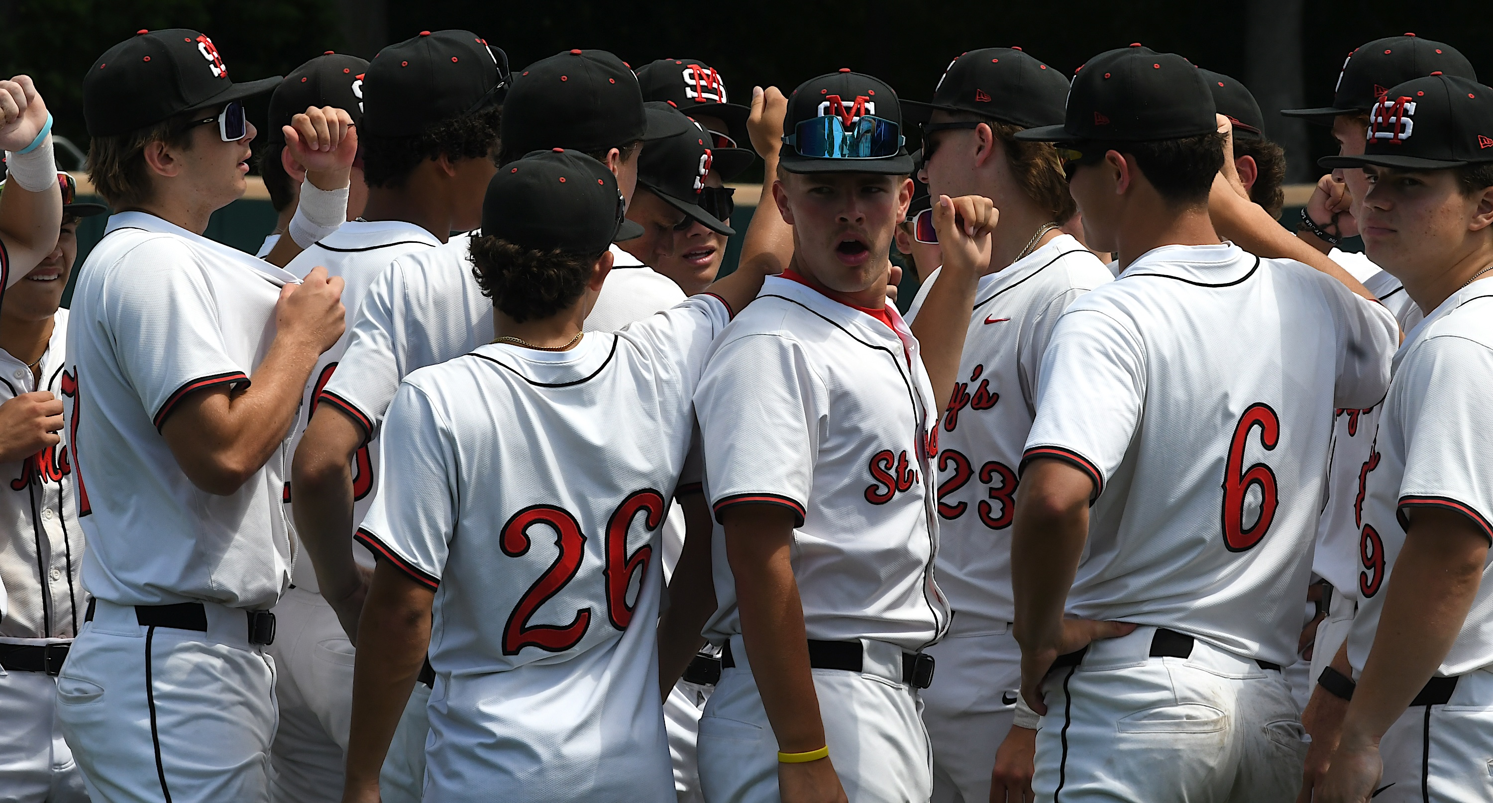 No. 1-ranked Orchard Lake St. Mary's beat Dearborn Divine Child,...