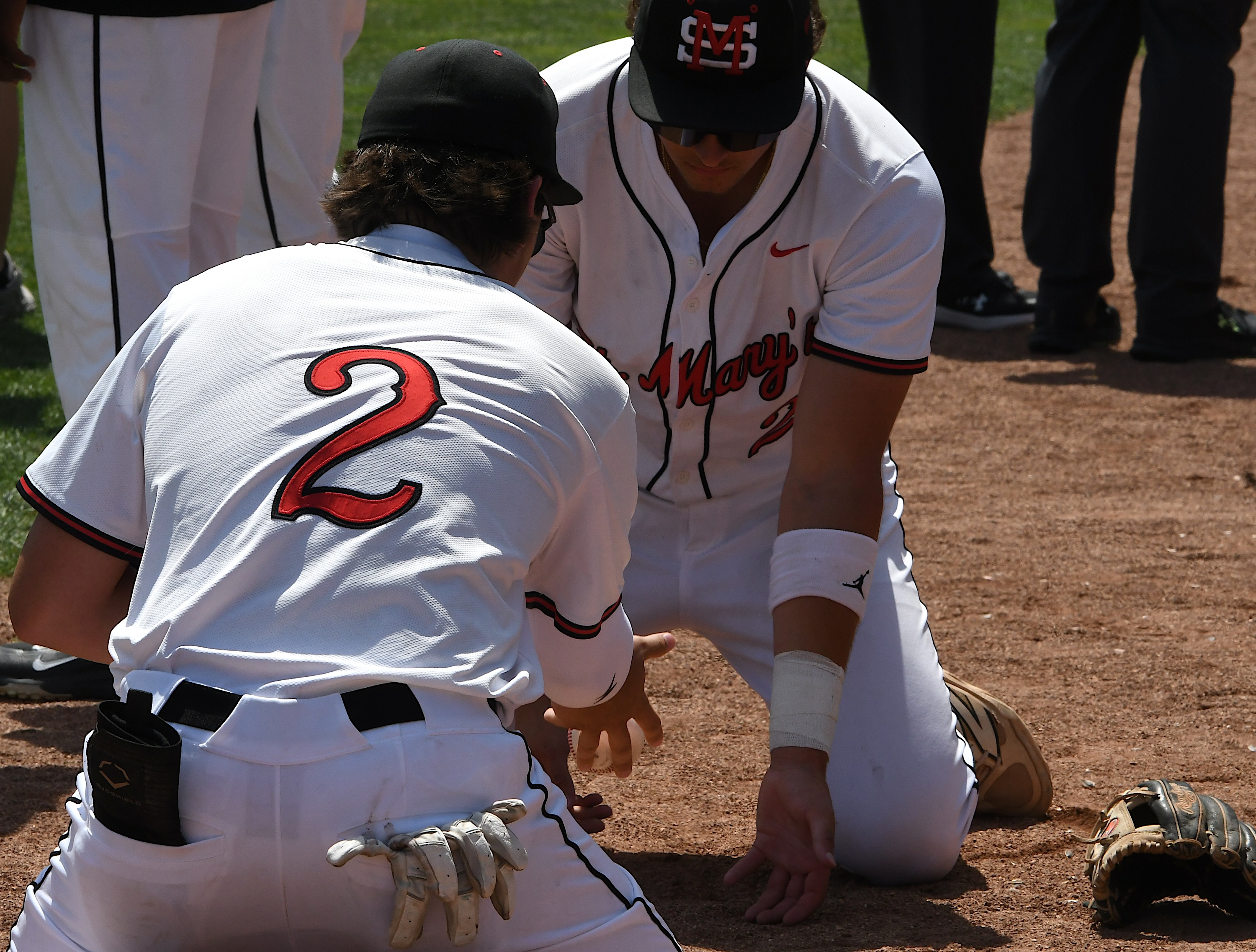 No. 1-ranked Orchard Lake St. Mary's beat Dearborn Divine Child,...