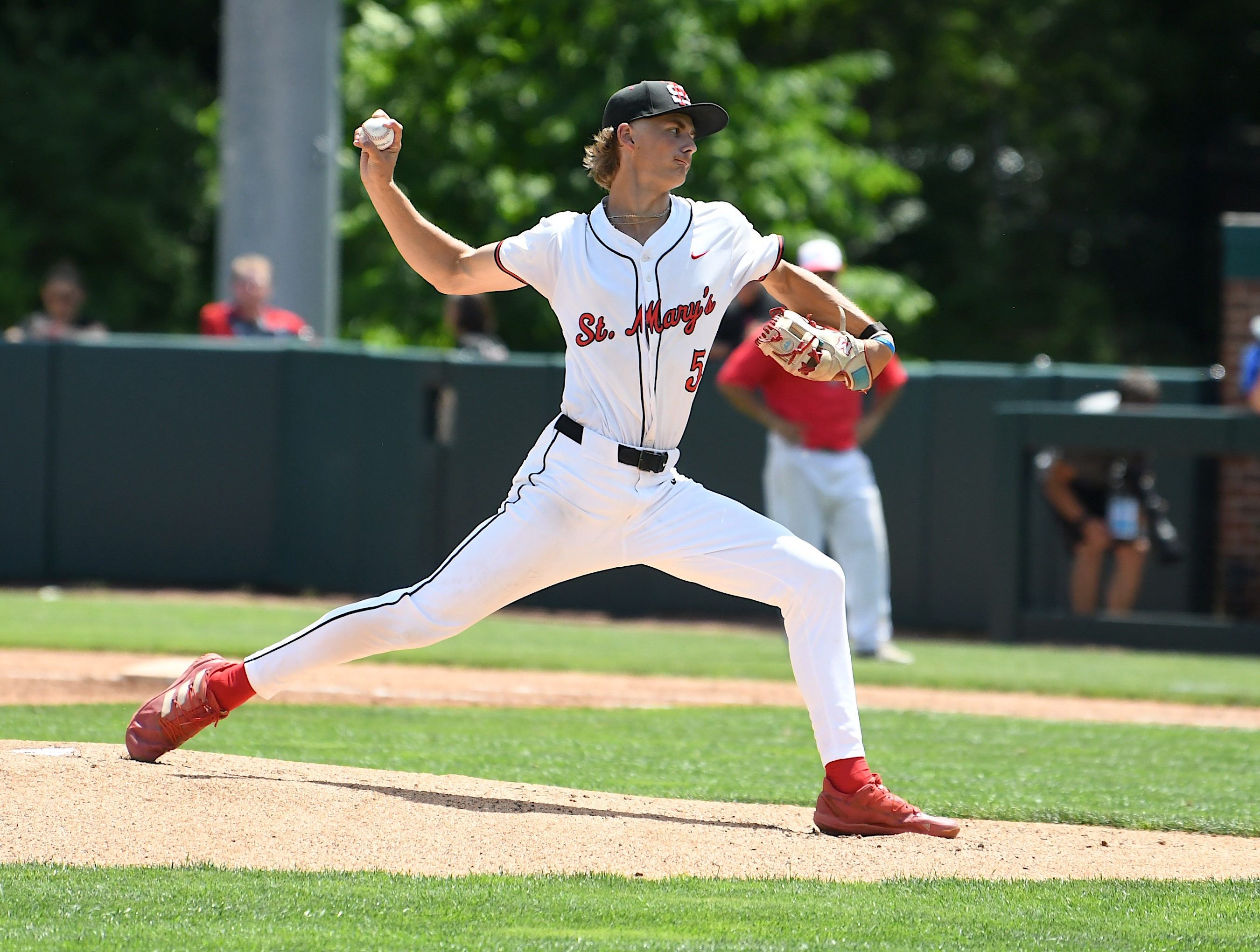 No. 1-ranked Orchard Lake St. Mary's beat Dearborn Divine Child,...