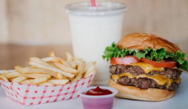 Oakland down one True Burger, Line 51 announces final day and Townhouse shutters after a century
