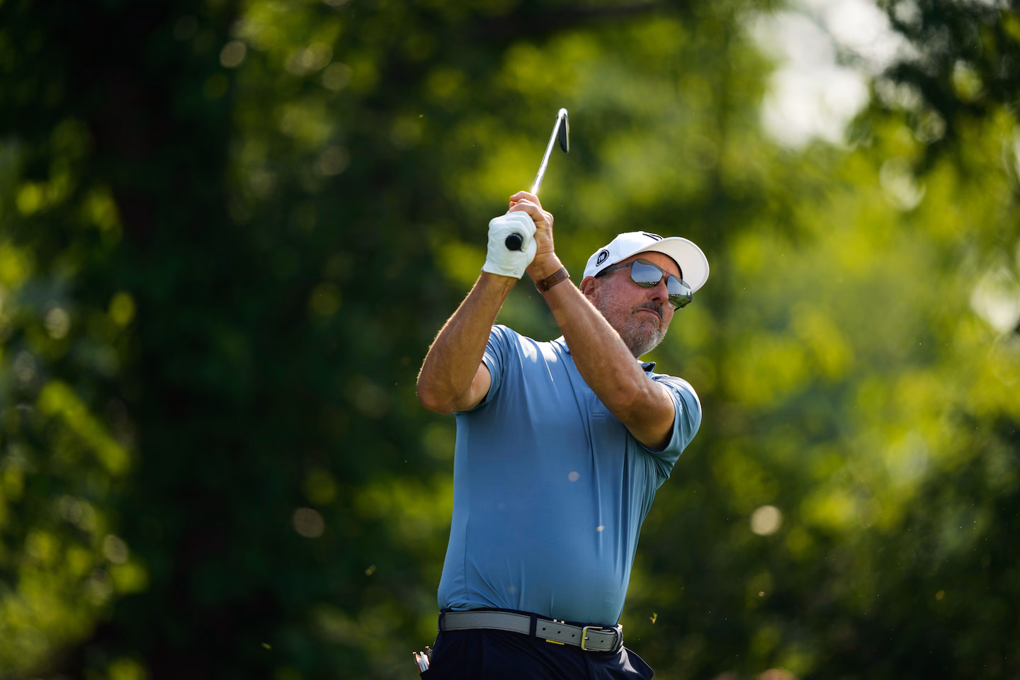 Report: Mickelson kicked out of San Diego club for inappropriate contact with female employee