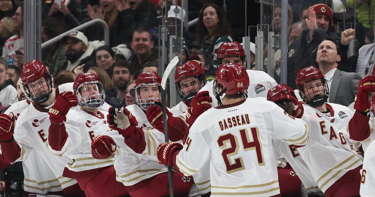 San Jose Sharks put draft capital to use again, acquire rights to F Andre Gasseau from Boston Bruins