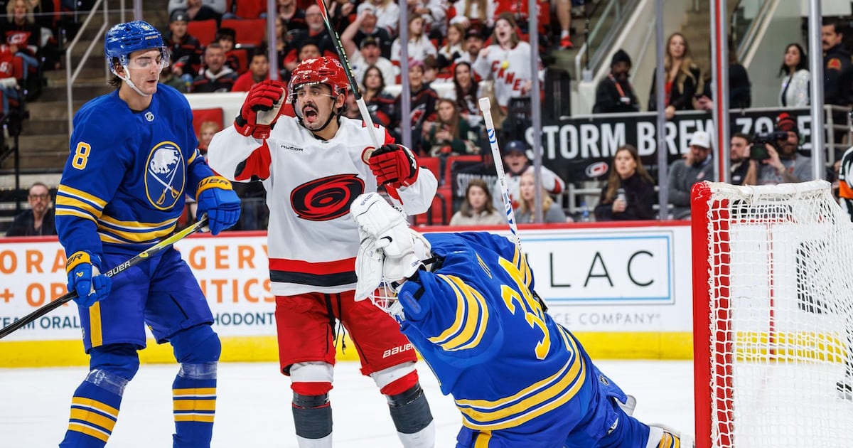 Sharks acquire Michael Kesselring, No. 27 selection in 2026 draft from Sabres for No. 20 pick