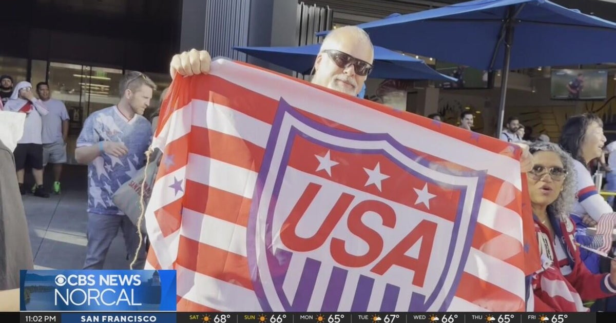 Fans soak in U.S. men's World Cup match win at San Francisco watch party