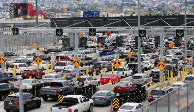 San Diego-Tijuana border chaos as teacher protest shuts Tijuana crossing