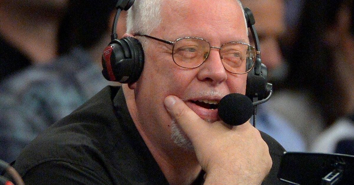 Lawrence Tanter, Los Angeles Lakers PA announcer, retires after 43 seasons
