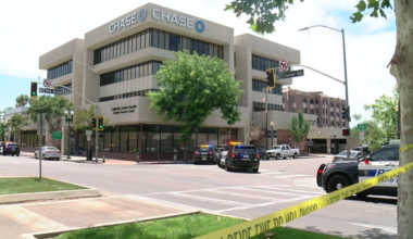 Downtown Chase Bank reopens after last week’s bomb threat, hostage situation