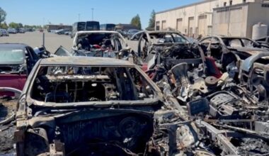 Fire damages estimated 15 vehicles at Rio Linda salvage yard