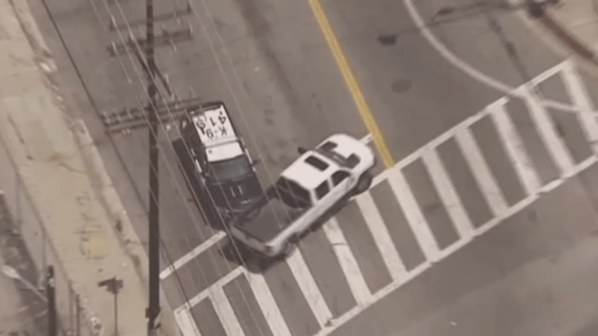 Watch: Officers chase pickup from Fontana into Los Angeles – NBC Los Angeles